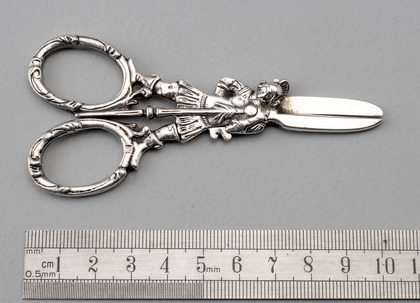 Antique Dutch Silver Figural Grape Shears - Zilveren Druivenschaartje, Schoonhoven, Middelstum